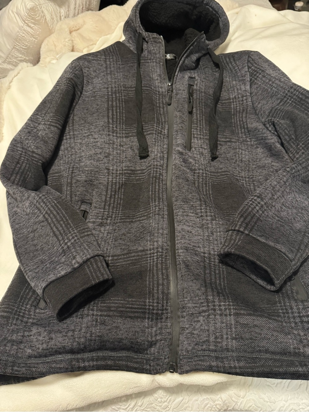 Men’s zip up jacket - Picture 4 of 4